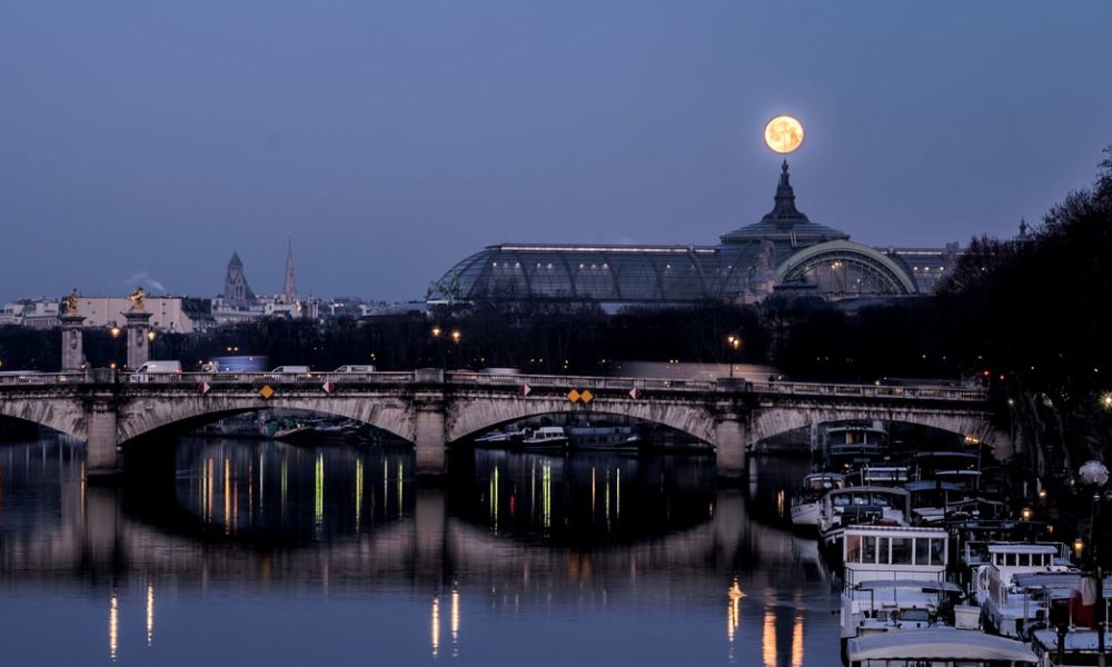 Pleine lune Paris Grand palais expo avril 2019
