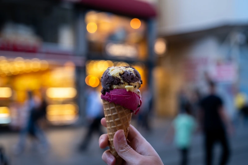 Où manger une glace à Paris © Esyu