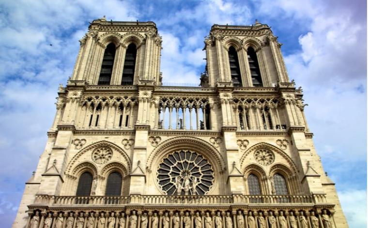 paris notre dame exposition