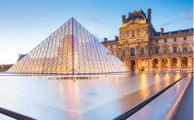 Louvre culture vente aux encheres