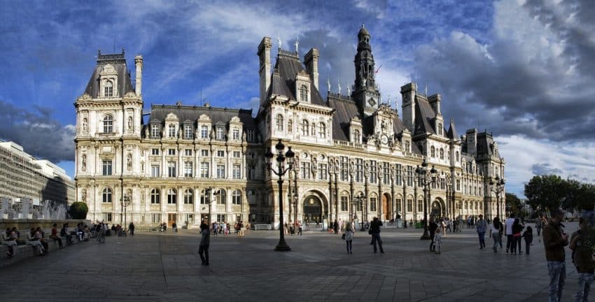 Histoire de la bibliothèque de l'Hotel de Ville de Paris © Graham-H / Pixabay