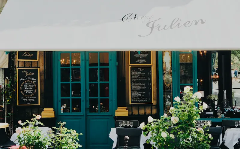 Chez Julien Paris : un restaurant inscrit aux Monuments Historiques ...