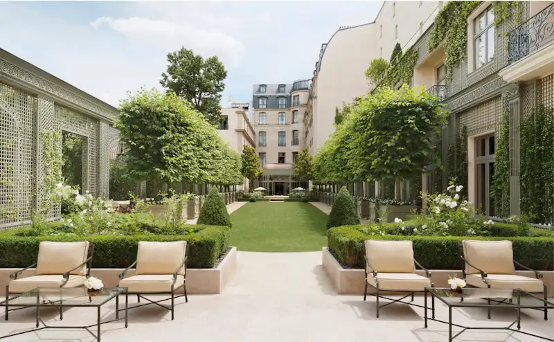 Le Grand jardin où aura lieu le festival de cinéma © Ritz Paris