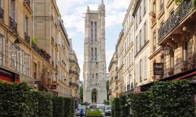 La tour Saint-Jacques à Paris © lkonya