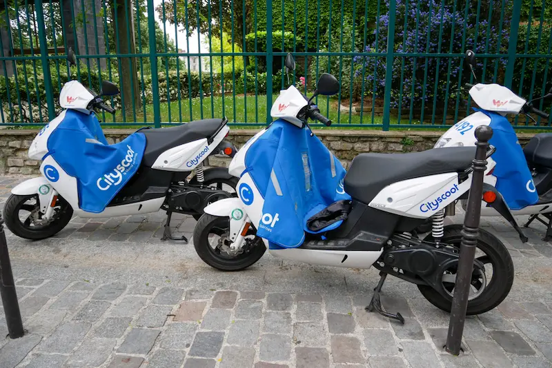 Les scooters électriques parisiens Cityscoot restent en marche !