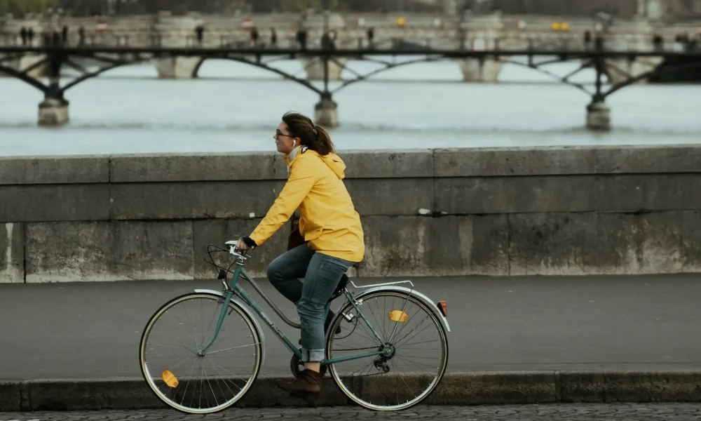 Paris à vélo : explorez la ville autrement ! post image